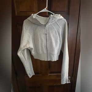Lululemon Full-Zip Cropped Hoodie. Color:grey